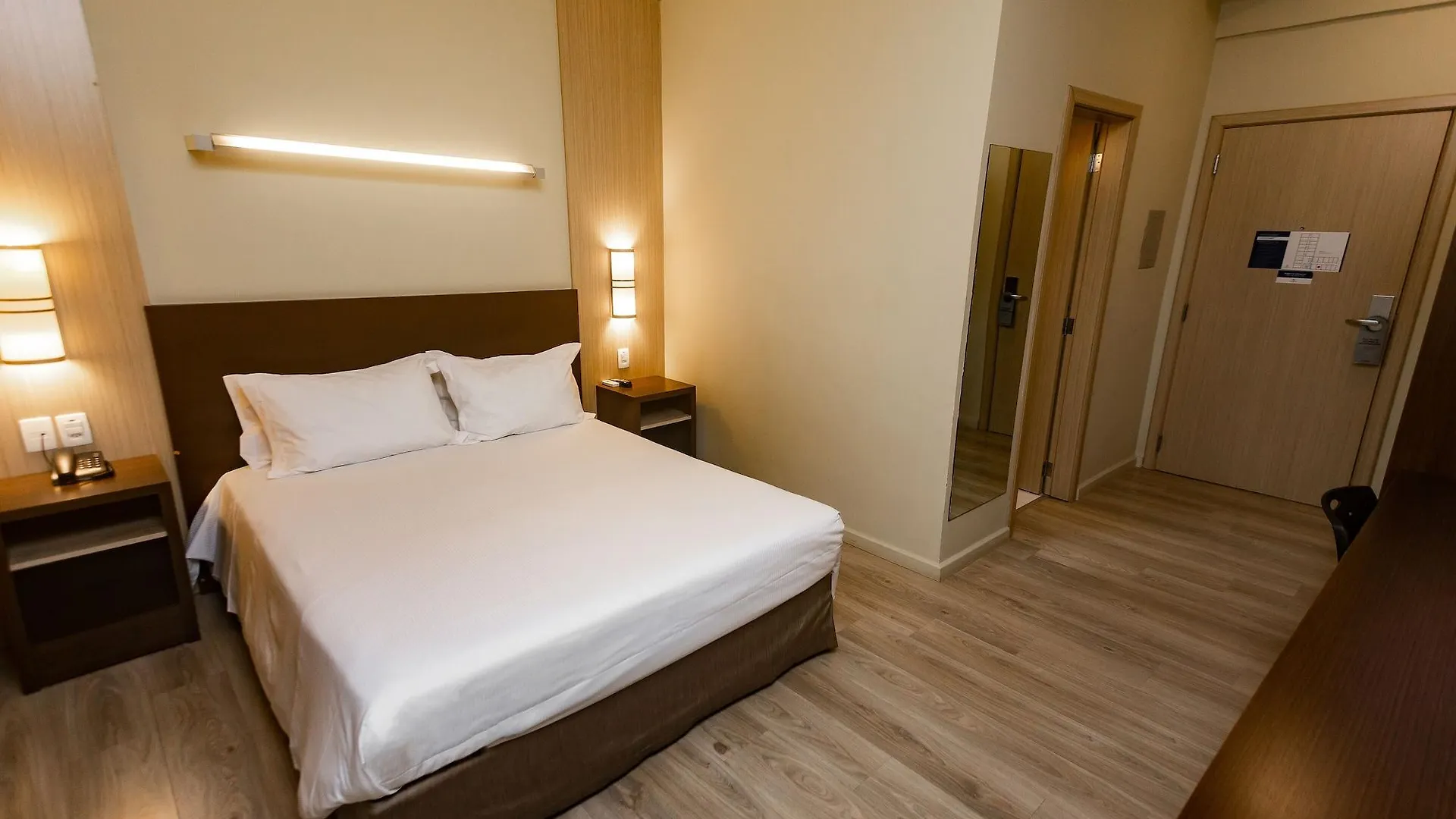 Master Cosmopolitan Moinhos De Vento Hotel Porto Alegre