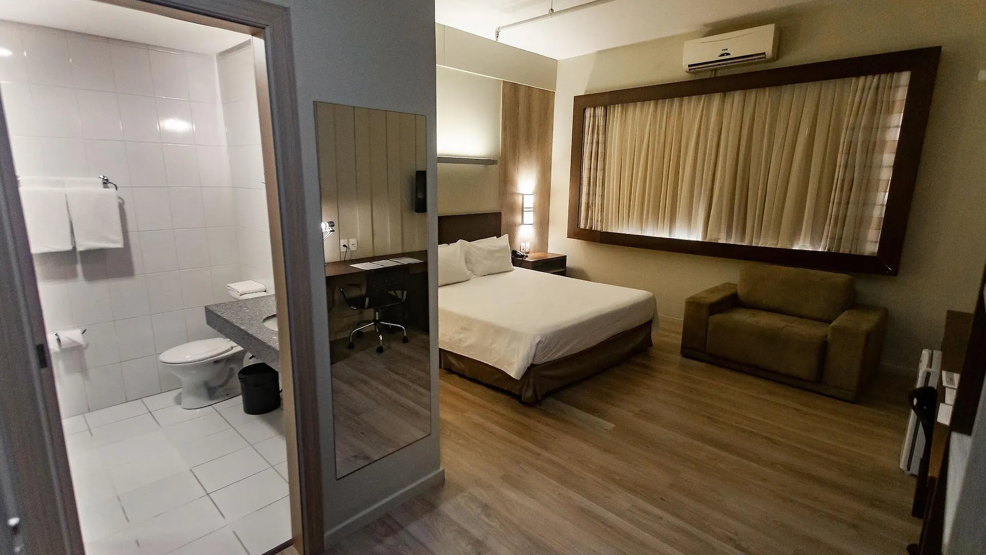 Master Cosmopolitan Moinhos De Vento Hotel Porto Alegre