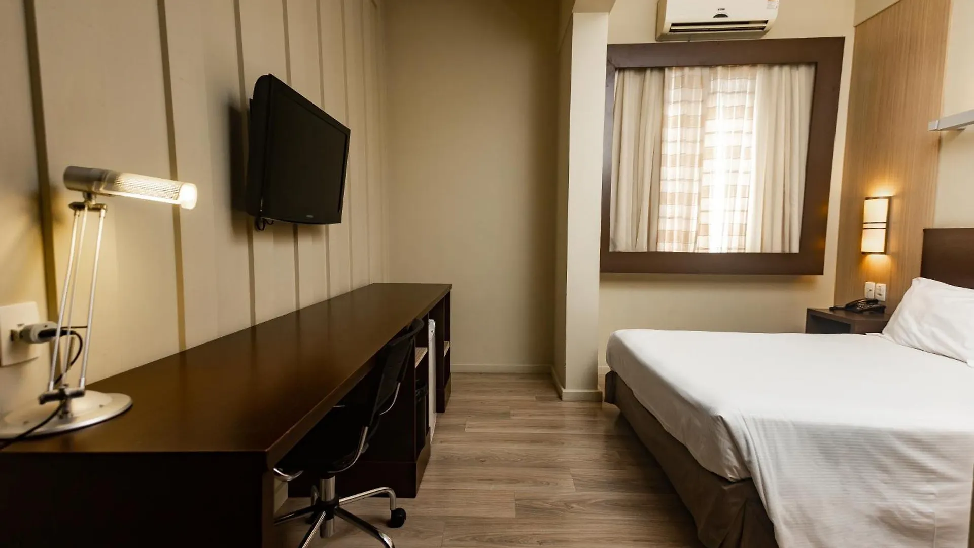 Master Cosmopolitan Moinhos De Vento Hotel Porto Alegre